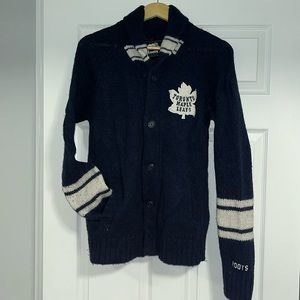 Roots Toronto Maple Leafs cardigan Men’s size Small